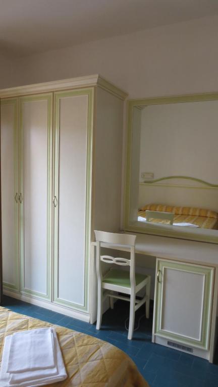 Hotel Due Torri Porto Azzurro Quarto foto